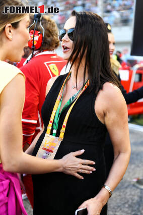 Foto zur News: So hat Rianna in Bahrain ausgesehen, noch im Bauch von Mama Minttu. Inzwischen am besten jetzt durch Kimi Räikkönens "Top 11 classic Moments" klicken! :-)