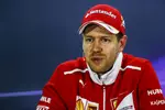 Foto zur News: Sebastian Vettel (Ferrari)