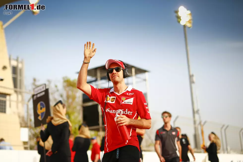 Foto zur News: Sebastian Vettel (Ferrari)