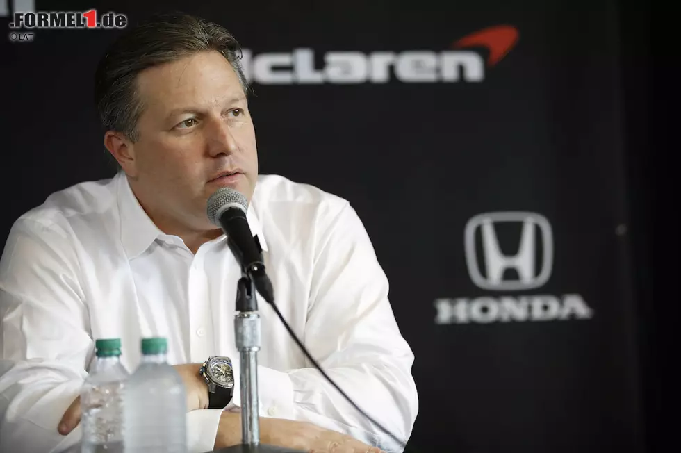 Foto zur News: (McLaren) und Zak Brown