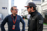 Foto zur News: Jacques Villeneuve und Fernando Alonso (McLaren)