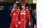 Foto zur News: Sebastian Vettel (Ferrari) und Kimi Räikkönen (Ferrari)