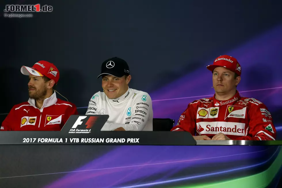 Foto zur News: Sebastian Vettel (Ferrari), Valtteri Bottas (Mercedes) und Kimi Räikkönen (Ferrari)