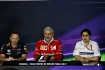 Foto zur News: Christian Horner, Maurizio Arrivabene und Monisha Kaltenborn