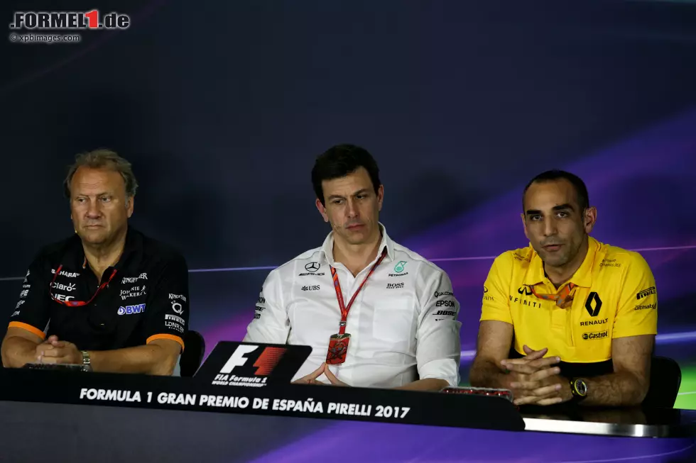 Foto zur News: Toto Wolff und Cyril Abiteboul