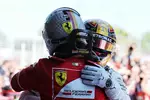 Foto zur News: Lewis Hamilton (Mercedes) und Sebastian Vettel (Ferrari)