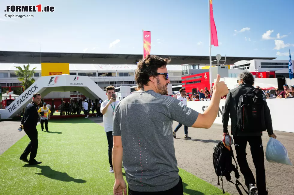 Foto zur News: Fernando Alonso (McLaren)