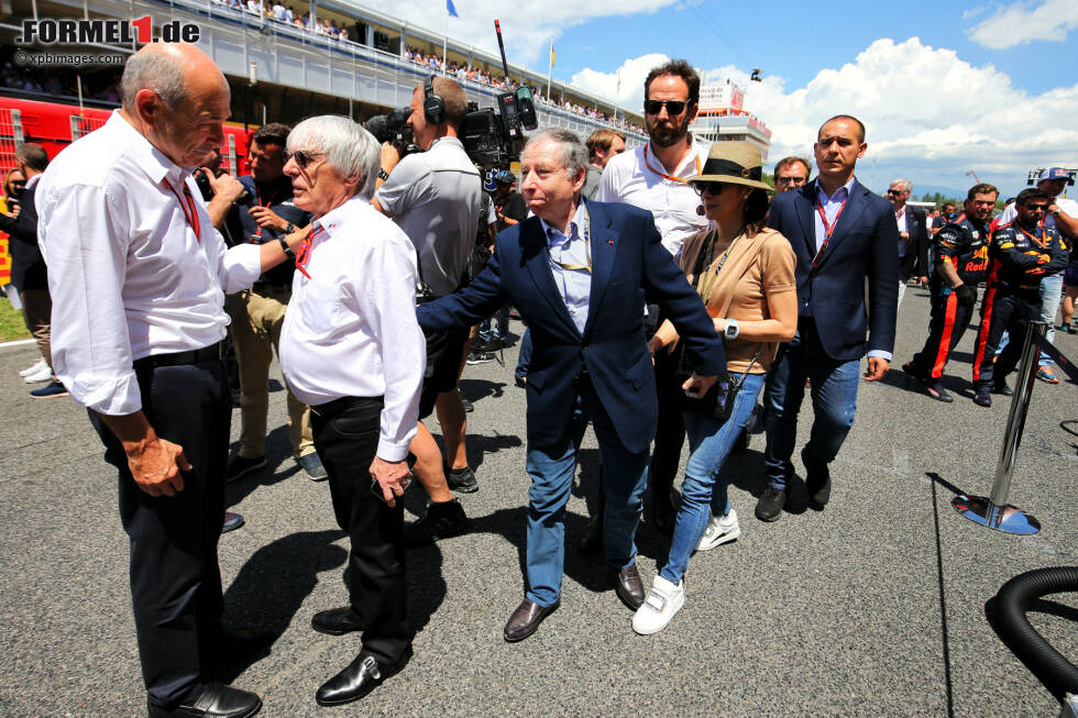 Foto zur News: Peter Sauber, Bernie Ecclestone und Jean Todt