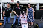 Foto zur News: Esteban Ocon (Force India) und Sergio Perez (Force India)