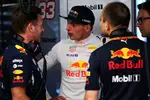 Foto zur News: Christian Horner und Max Verstappen (Red Bull)