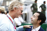 Foto zur News: Eddie Irvine mit Nicolas Todt