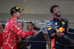 Gallerie: Sebastian Vettel (Ferrari) und Daniel Ricciardo (Red Bull)