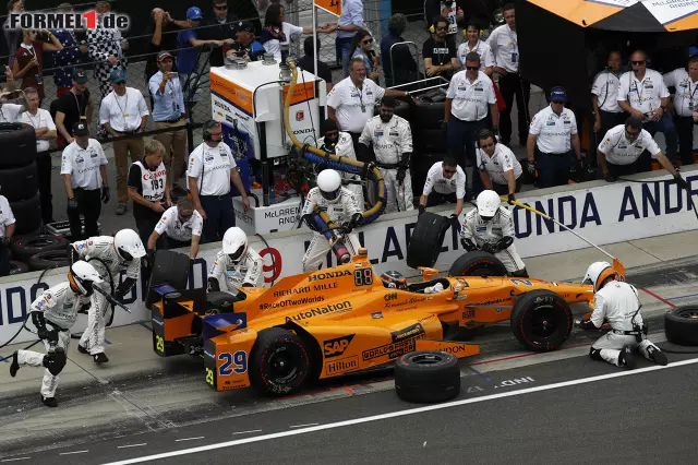 Foto zur News: Formel-1-Live-Ticker: Diskussion um Hamiltons Ritterschlag