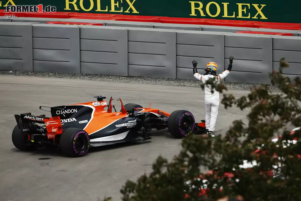 Foto zur News: Fernando Alonso (McLaren)