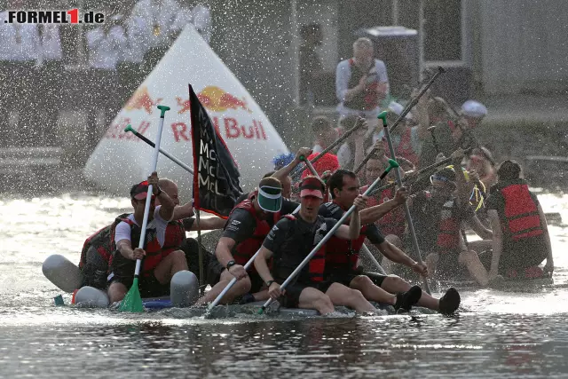 Foto zur News: Olympionike an Bord: McLaren hat mit Silbermedaillen-Ruderer Tom Stallard den entscheidenden Vorteil im Team.