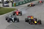 Foto zur News: Max Verstappen (Red Bull), Valtteri Bottas (Mercedes), Sebastian Vettel (Ferrari), Daniel Ricciardo (Red Bull) und Kimi Räikkönen (Ferrari)