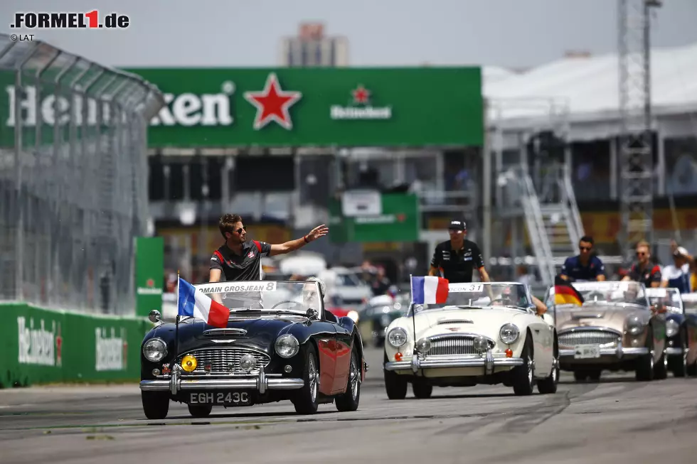 Foto zur News: Romain Grosjean (Haas), Sergio Perez (Force India), Pascal Wehrlein (Sauber) und Kevin Magnussen (Haas)