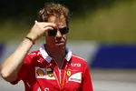 Foto zur News: Sebastian Vettel (Ferrari)