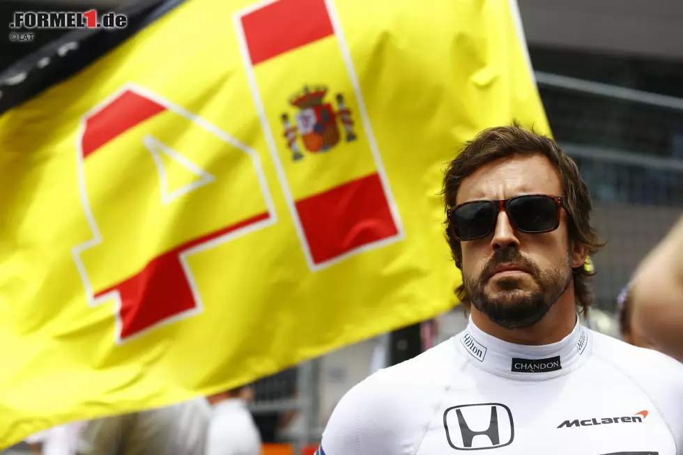 Foto zur News: Fernando Alonso (McLaren)