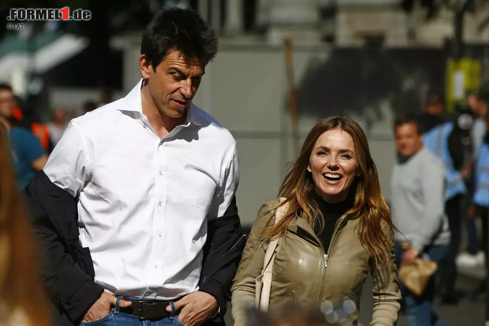 Foto zur News: Toto Wolff und Geri Horner