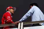 Foto zur News: Sebastian Vettel (Ferrari) und Mark Webber