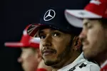 Foto zur News: Lewis Hamilton (Mercedes) und Sebastian Vettel (Ferrari)