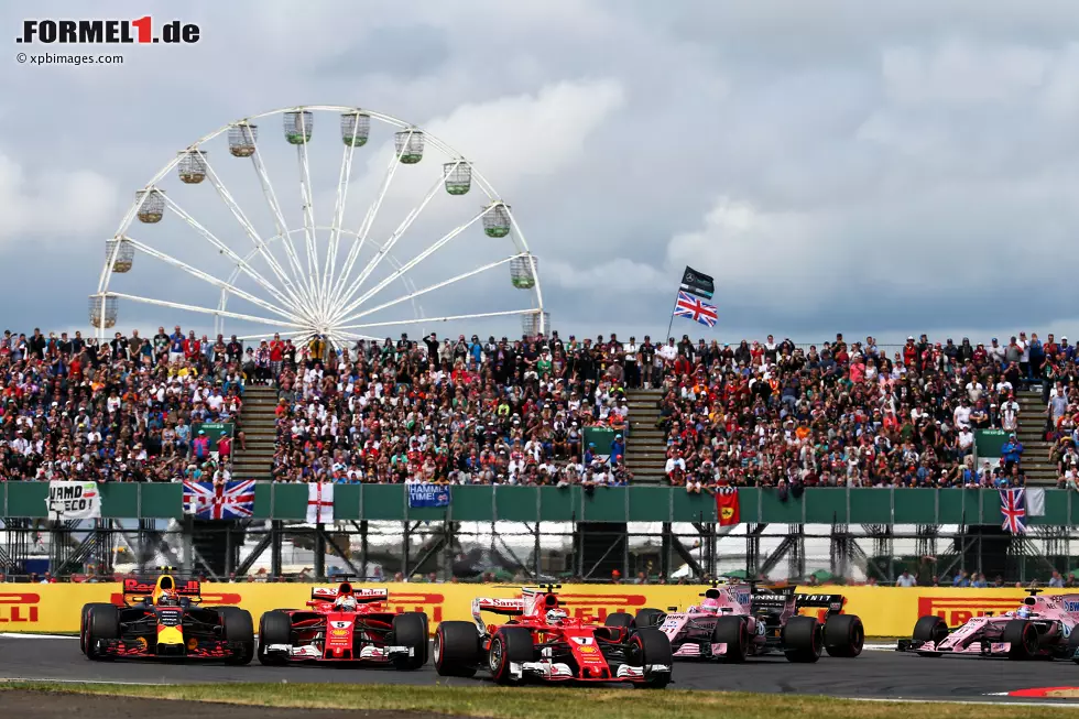 Foto zur News: Max Verstappen (Red Bull), Sebastian Vettel (Ferrari) und Kimi Räikkönen (Ferrari)