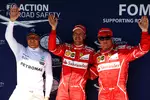 Foto zur News: Valtteri Bottas (Mercedes), Sebastian Vettel (Ferrari) und Kimi Räikkönen (Ferrari)