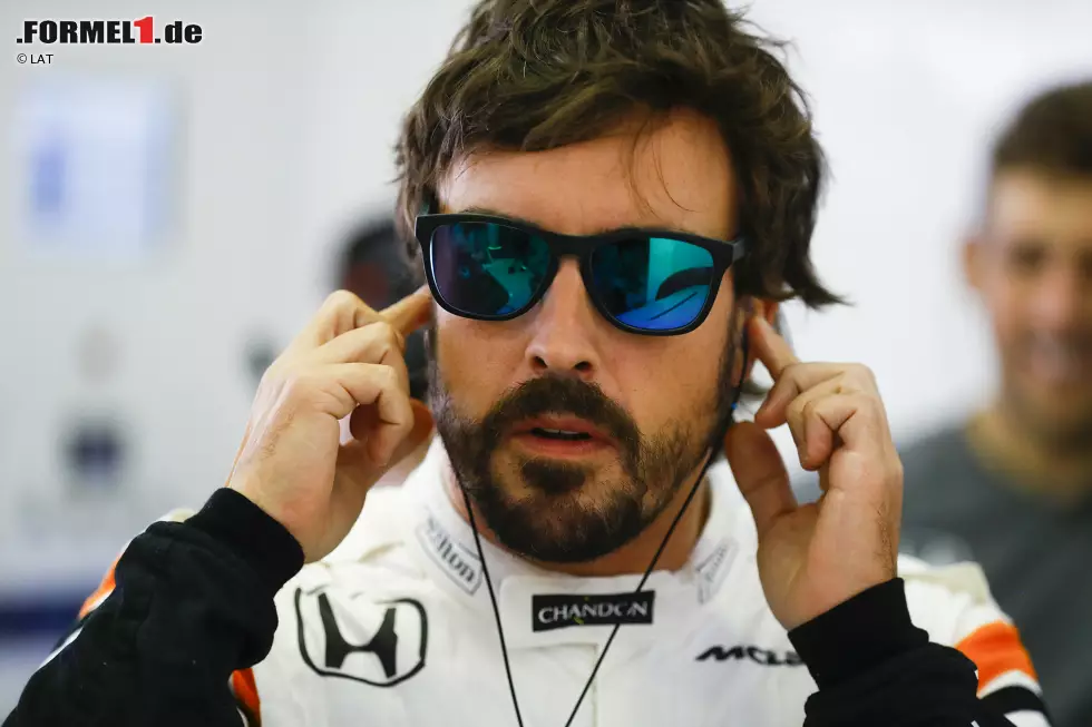 Foto zur News: Fernando Alonso (McLaren)