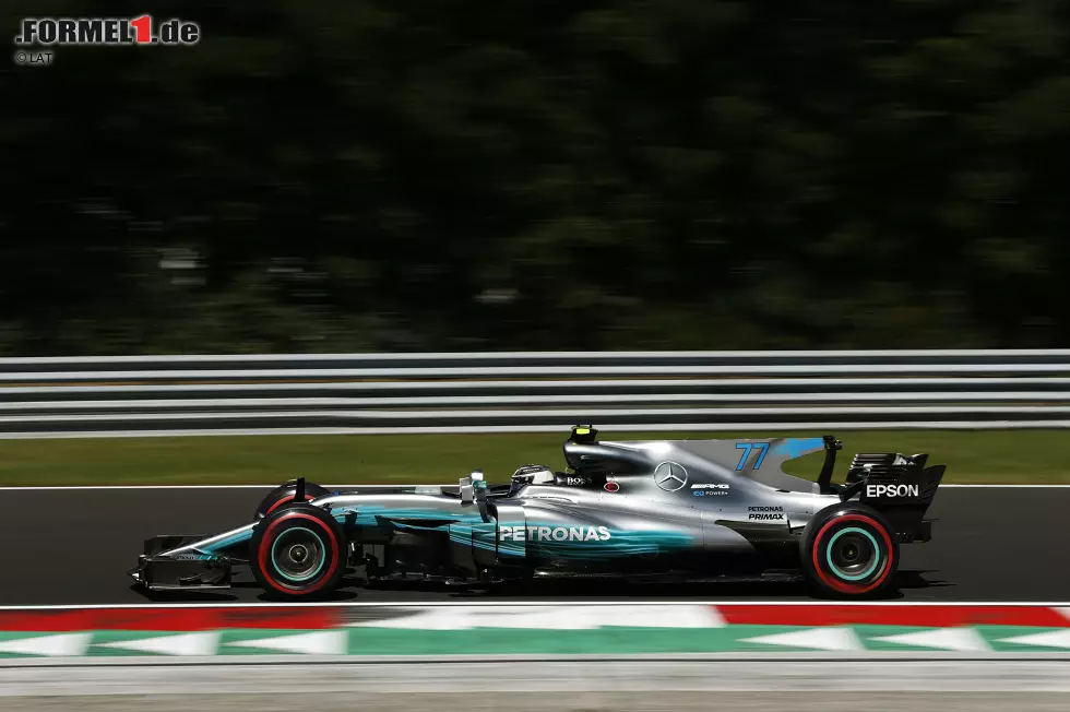 Foto zur News: Valtteri Bottas (Mercedes)