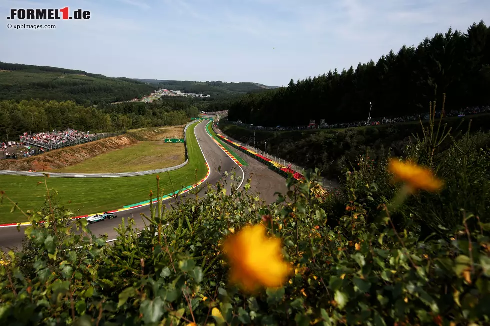 Foto zur News: Valtteri Bottas (Mercedes)
