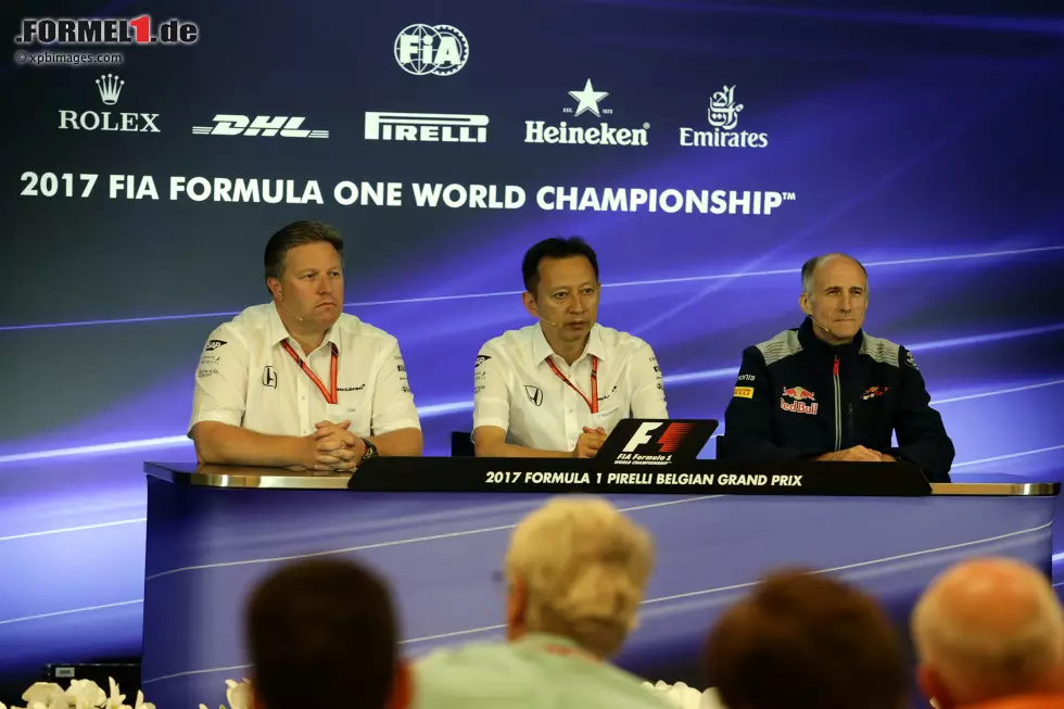 Foto zur News: Zak Brown und Franz Tost