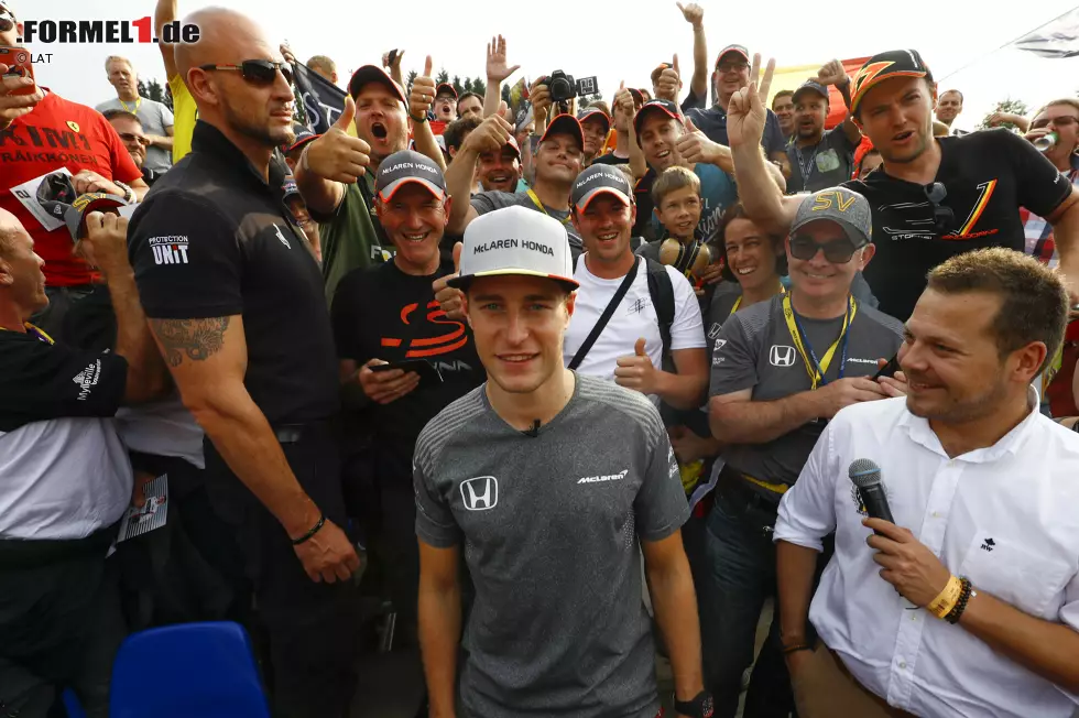 Foto zur News: Stoffel Vandoorne (McLaren)