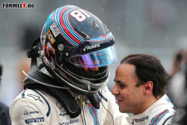 Foto zur News: Zwischen Lance Stroll und Felipe Massa ging es in der letzten Runde sehr eng zu. Jetzt durch alle Monza-Highlights klicken!