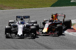 Foto zur News: Felipe Massa (Williams) und Max Verstappen (Red Bull)