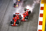 Foto zur News: Sebastian Vettel (Ferrari), Max Verstappen (Red Bull) und Kimi Räikkönen (Ferrari)