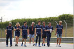 Foto zur News: Charles Leclerc und Marcus Ericsson (Sauber)