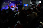 Foto zur News: Max Verstappen (Red Bull), Sebastian Vettel (Ferrari) und Kimi Räikkönen (Ferrari)