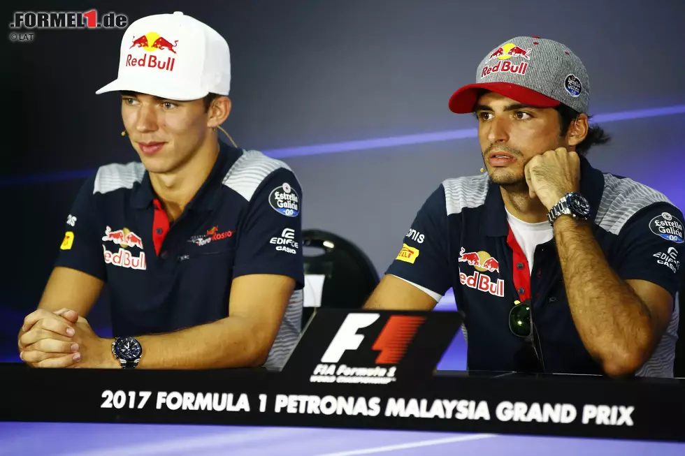 Foto zur News: Carlos Sainz (Toro Rosso) und Pierre Gasly (Toro Rosso)