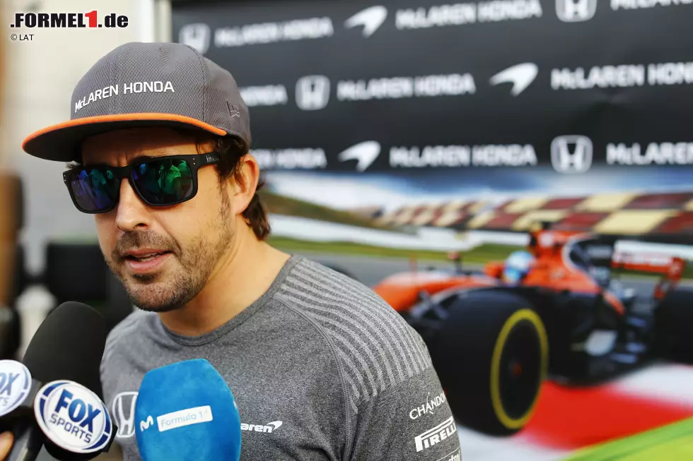 Foto zur News: Fernando Alonso (McLaren)