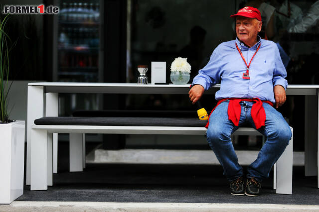 Foto zur News: Formel-1-Live-Ticker: Womit Ferrari noch droht