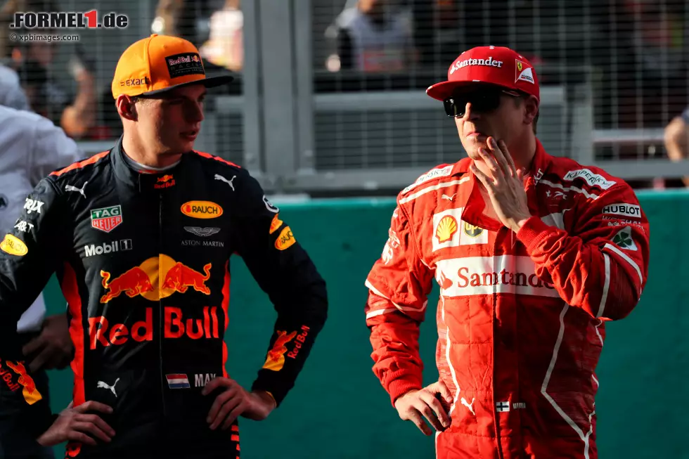 Foto zur News: Max Verstappen (Red Bull) und Kimi Räikkönen (Ferrari)