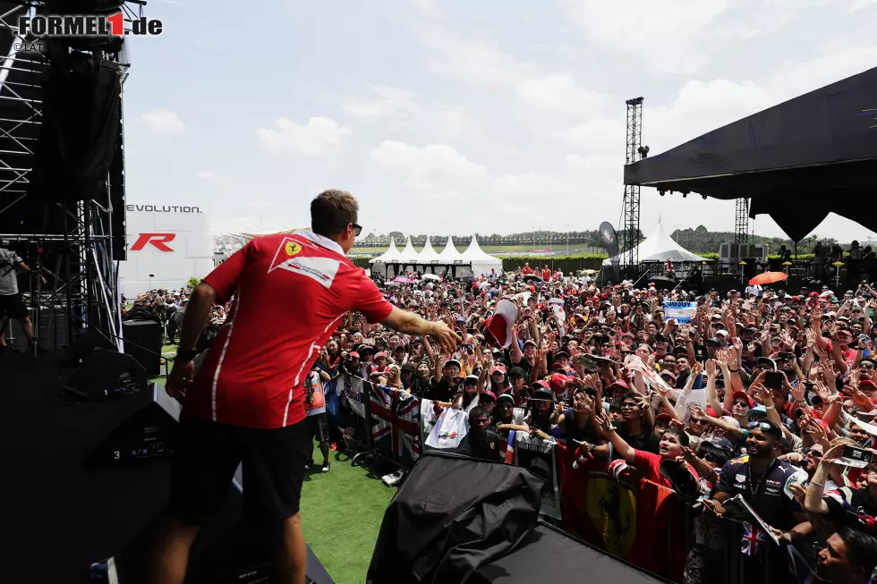 Foto zur News: Sebastian Vettel (Ferrari)