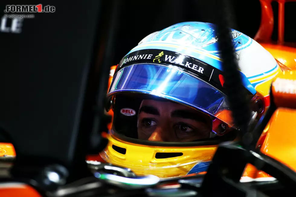 Foto zur News: Fernando Alonso (McLaren)