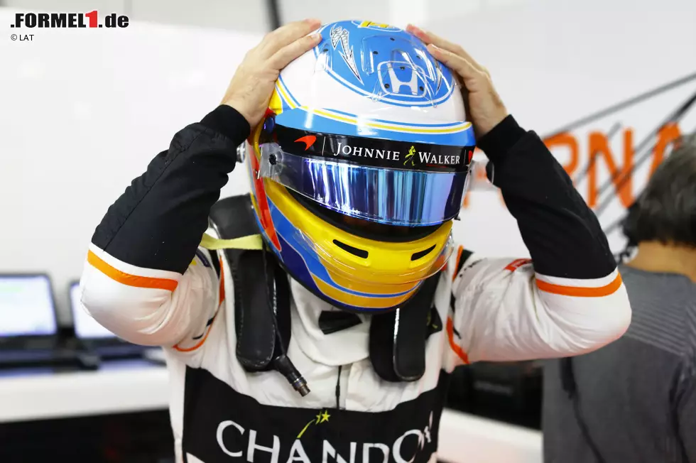 Foto zur News: Fernando Alonso (McLaren)