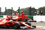 Foto zur News: Sebastian Vettel (Ferrari) und Kimi Räikkönen (Ferrari)