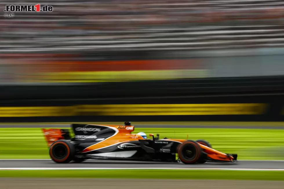 Foto zur News: Fernando Alonso (McLaren)