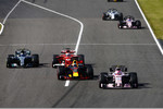 Foto zur News: Esteban Ocon (Force India), Daniel Ricciardo (Red Bull), Sebastian Vettel (Ferrari) und Valtteri Bottas (Mercedes)