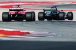 Foto zur News: Lewis Hamilton (Mercedes) und Sebastian Vettel (Ferrari)