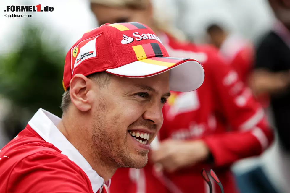 Foto zur News: Sebastian Vettel (Ferrari)